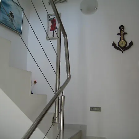 L&l Apartment