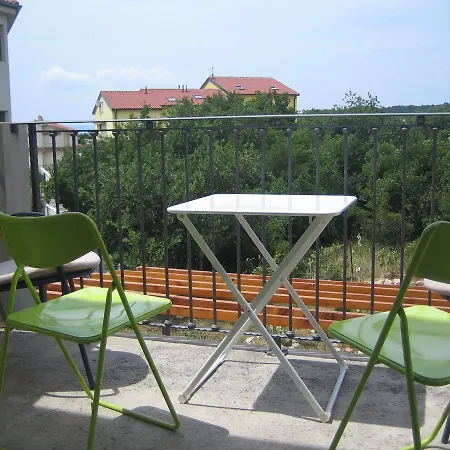 L&l Apartman Povile